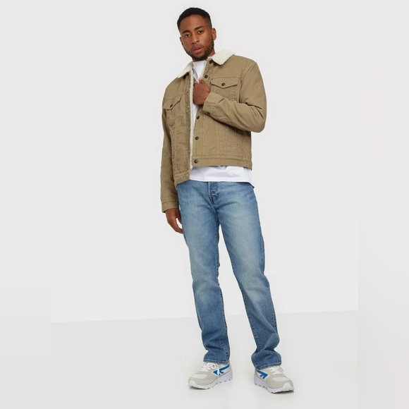 LEVI'S
TYPE 3 SHERPA TRUCKER CHINO SIZE SMALL - Picture 4 of 7